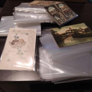 100 KS OBAL NA POHLEDNICE - NA MALÝ FORMÁT - SLABŠÍ - NOVÉ 145 x 95 mm