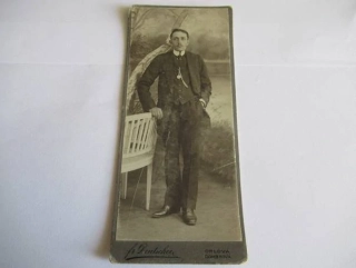 Orlová - Foto František Deutscher - Muž s hodinkami - cca 15,5 x 6,5 cm