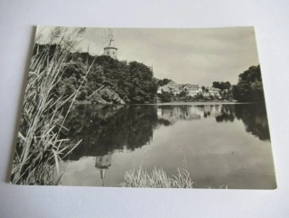 Žirovnice - pohled přes rybník na zámek