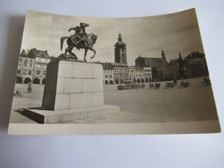 České Budějovice - Žižkovo náměstí s pomníkem Jana Žižky