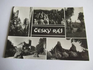 Český Ráj - Prachovské skály - modlitba skal, v pozadí hrad Trosky, hrad Humprecht, hrad Kost