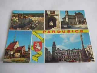 Pardubice - Pernštejnské náměstí, Zámecká brána, Zámek, Gotický kostel..