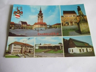 Dobruška - náměstí, Věkův pomník a dům, kde měl F. L. Věk krám, Studijní středisko, prodejna Jednoty, Rodný domek Věka