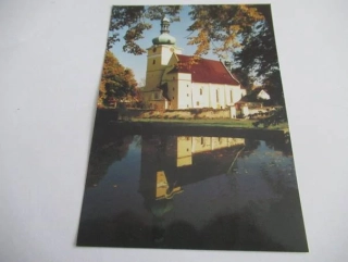 Přepychy - kostel sv. Prokopa, dřevěný altán u fary